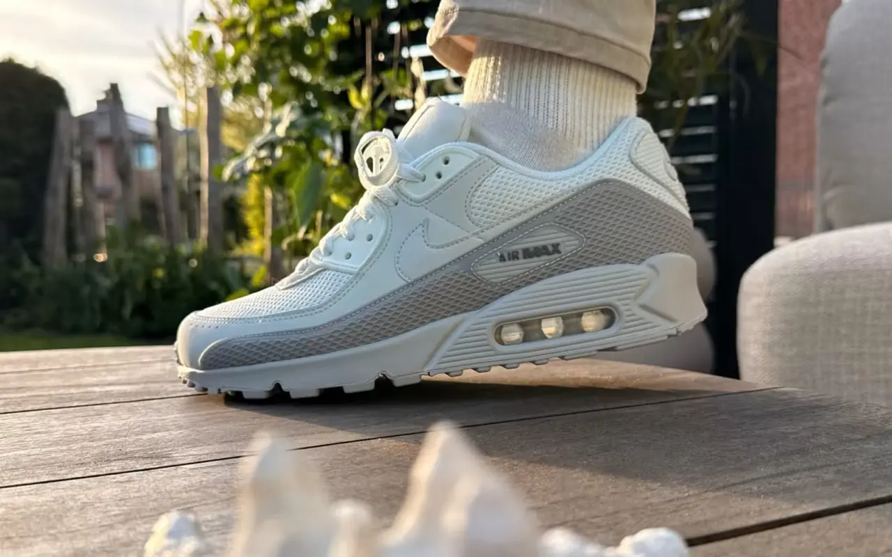 Alternative view of Giày Nike Air Max 90 'Mesh Mudguard' IM5759-100