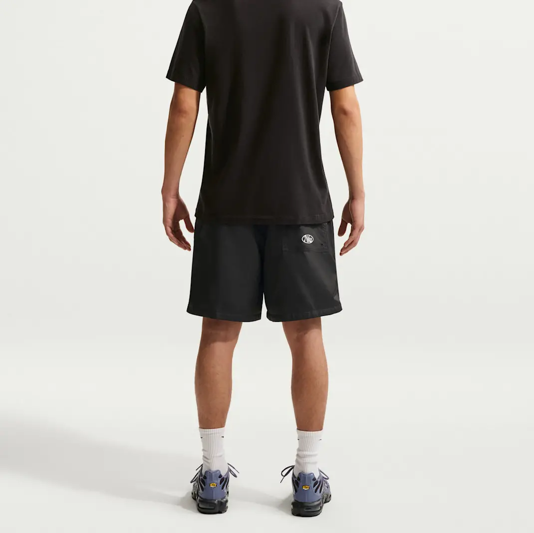 Alternative view of Quần Nike Club Woven Flow Shorts 'Black' IR6935-010