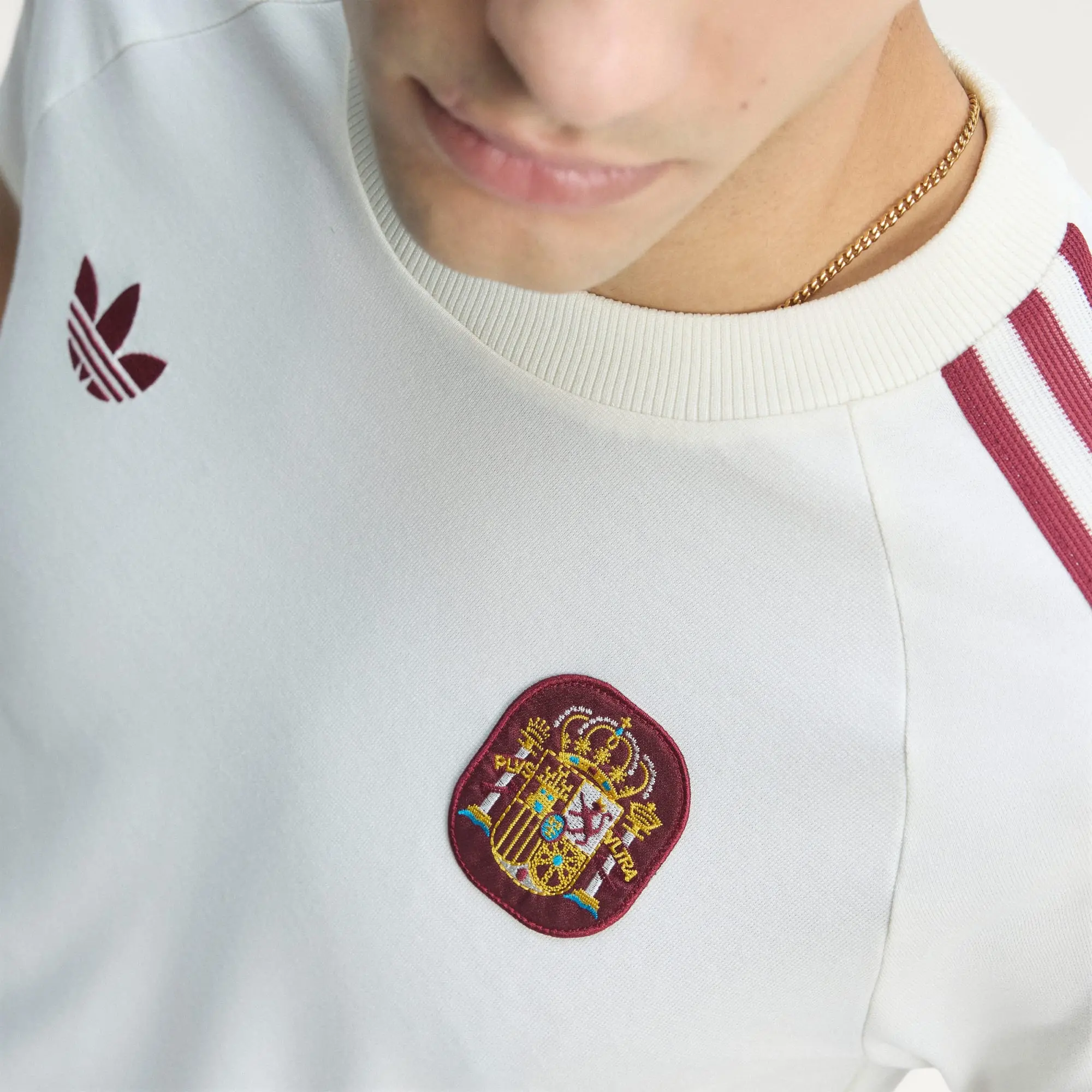 Áo Adidas Originals Spain National Team JZ2256 - Ảnh 4