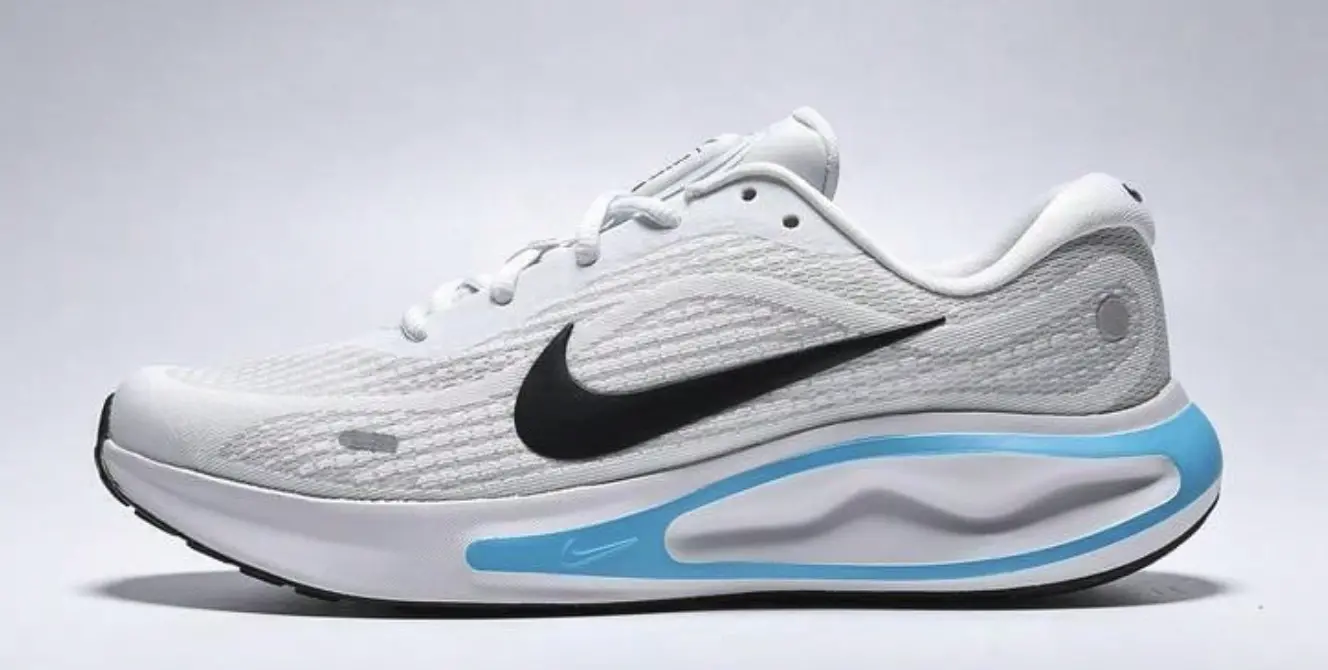 Alternative view of Giày Nike Journey Run 'White' FN0228-112