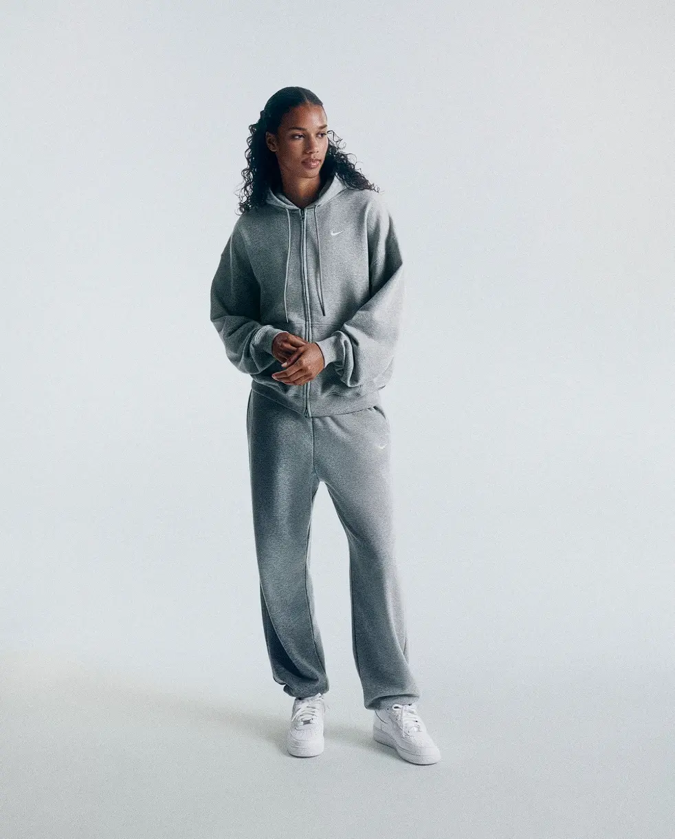 Đánh giá chi tiết bộ sưu tập trang phục Nike Studio Fleece mới nhất