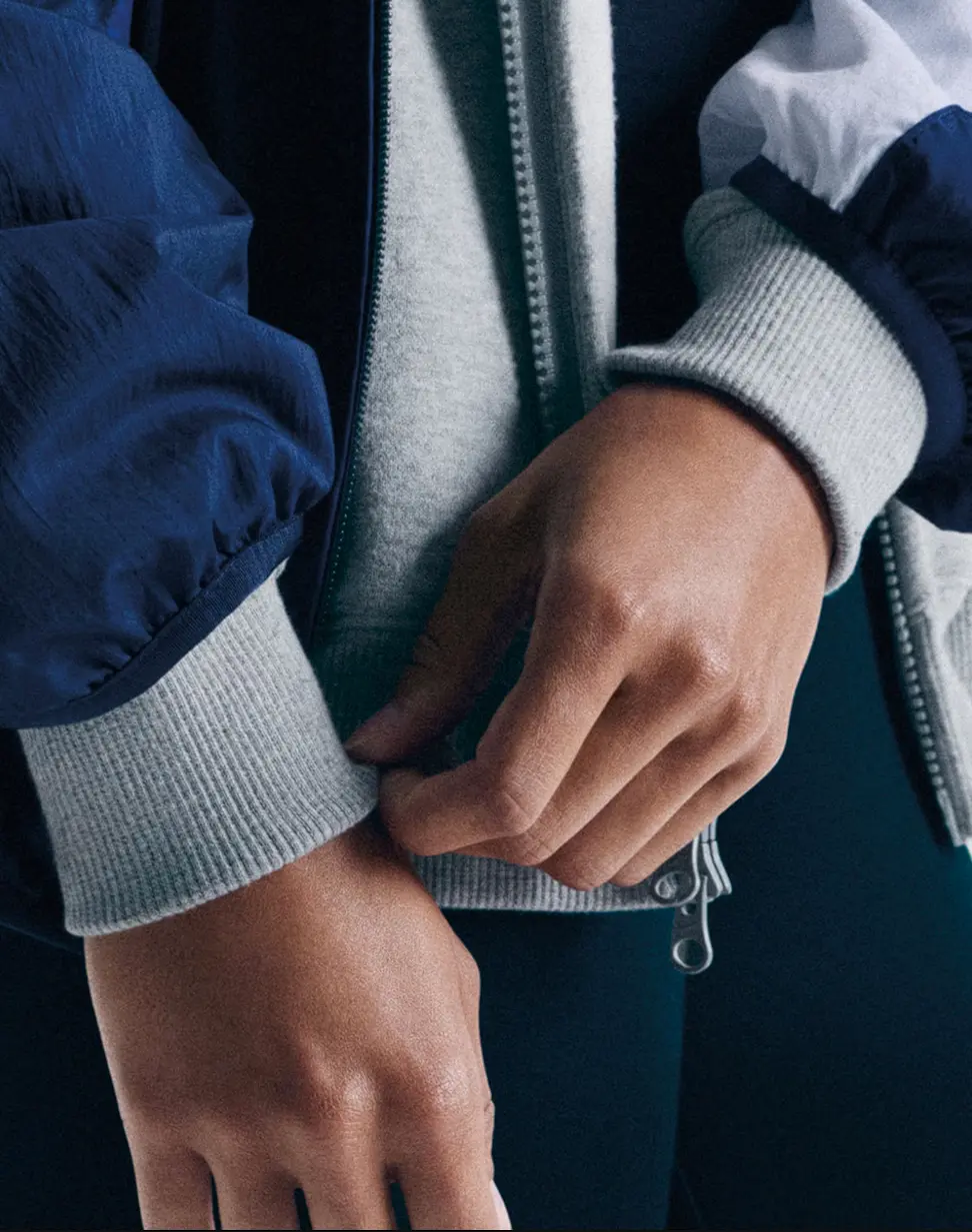 Đánh giá chi tiết bộ sưu tập trang phục Nike Studio Fleece mới nhất