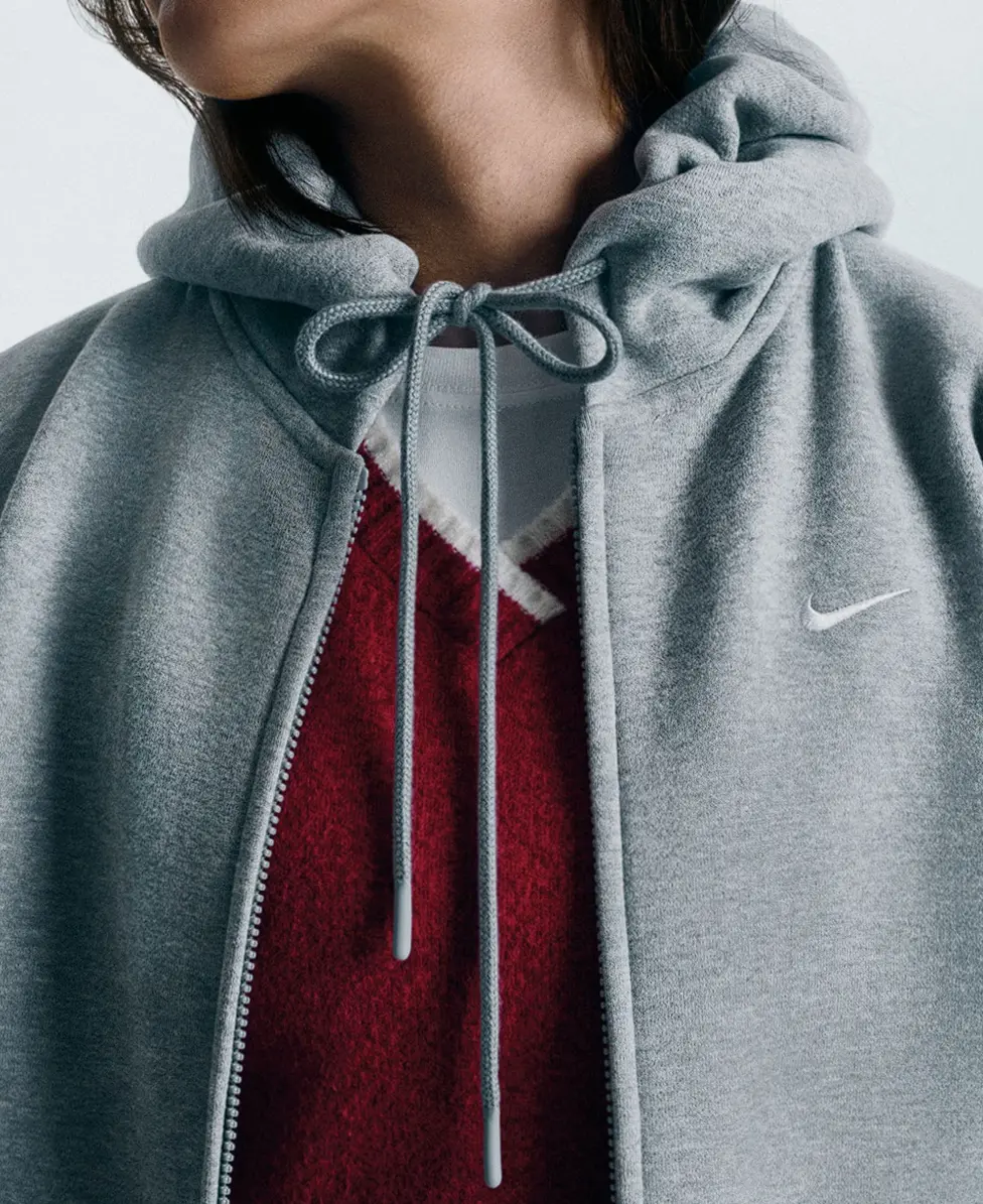 Đánh giá chi tiết bộ sưu tập trang phục Nike Studio Fleece mới nhất