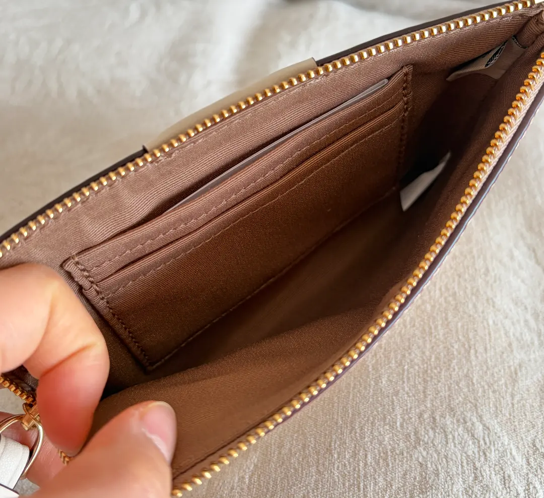 Túi Corner Zip Wristlet 'Chalk' CW854-IMXDM - Ảnh 7