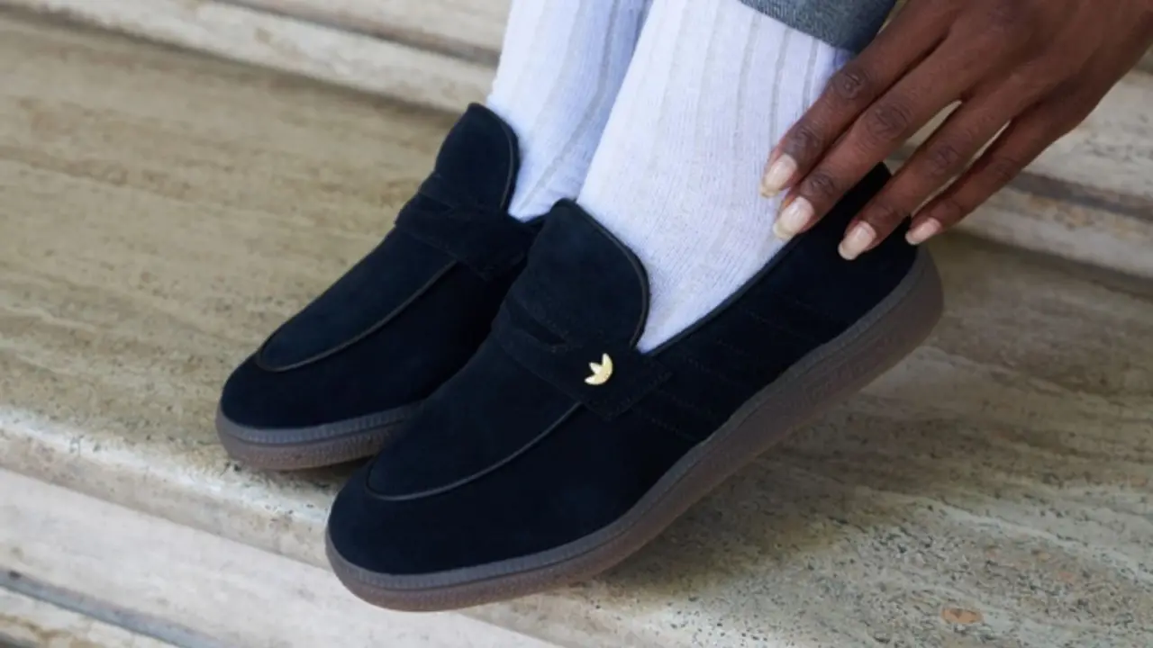 Hinh anh 3: Bo suu tap adidas Summer Silhouette Edit voi cac mau sneaker hybrid ket hop phong cach the thao va ballet nu tinh.