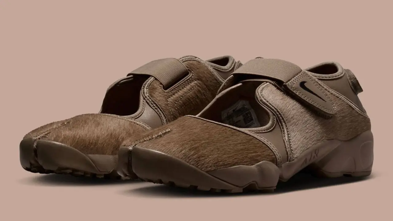 Hinh anh 3: Nike Air Rift Pony Hair Pack voi thiet ke mui che va chat lieu pony hair
