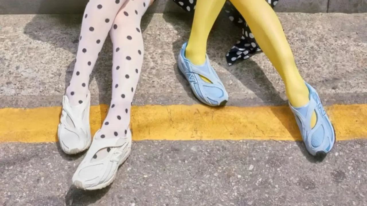 Hinh anh 1: New Balance 204V - Mau sneaker Mary Jane the thao cho mua he