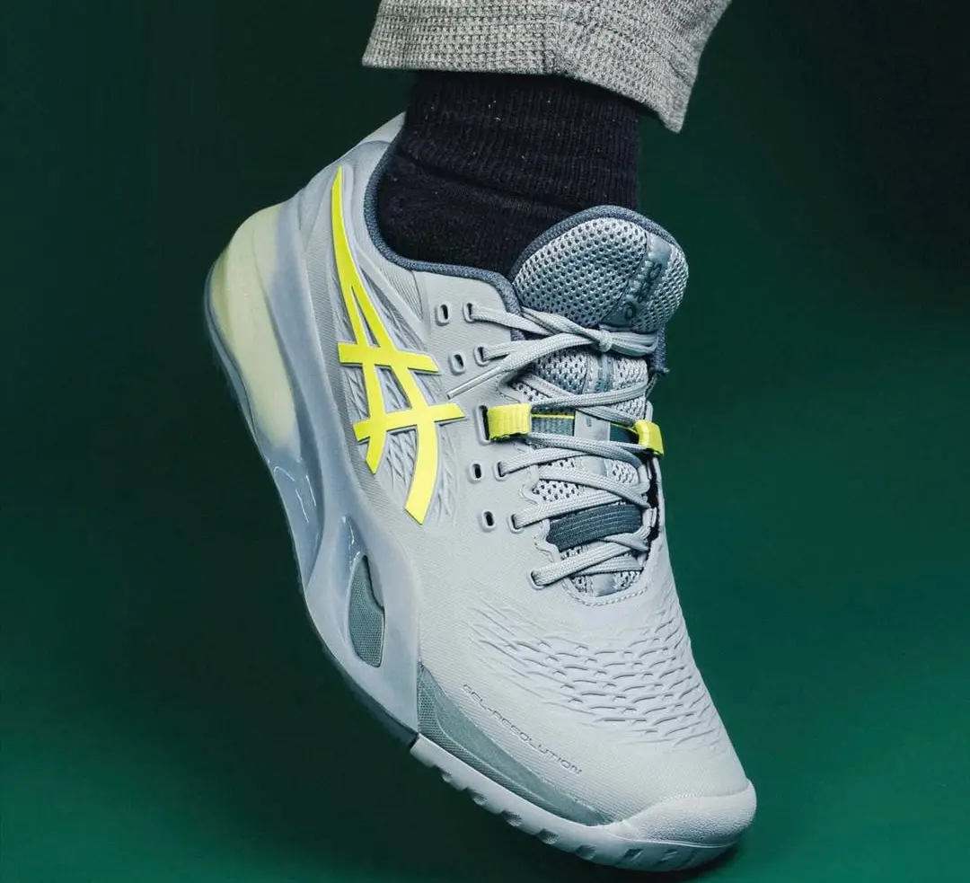 So sánh chi tiết Asics GEL-Resolution X vs Nike Zoom GP Challenge 1.5
