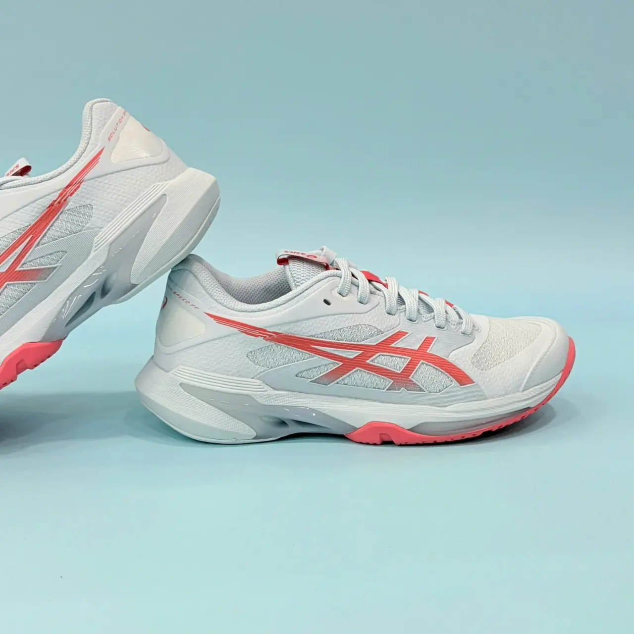 Đánh giá chi tiết giày tennis ASICS Solution Speed FF 4 siêu tốc độ