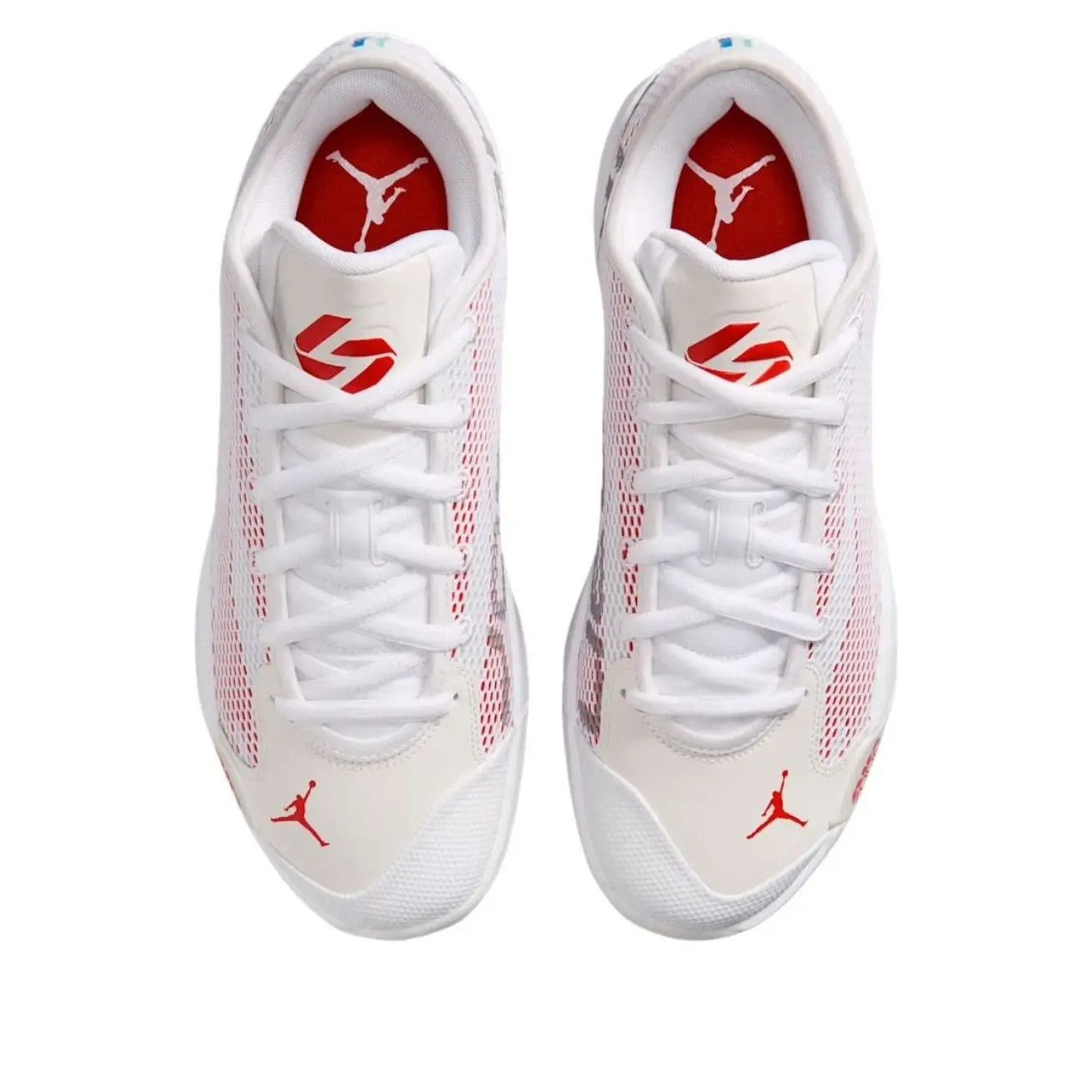 Alternative view of Giày Nike Air Jordan Luka 77 'White Picante Red' IF1610-103