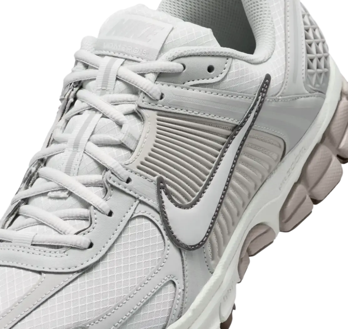 Alternative view of Giày Nike Zoom Vomero 5 SE 'Fog Gray' IQ6589-004