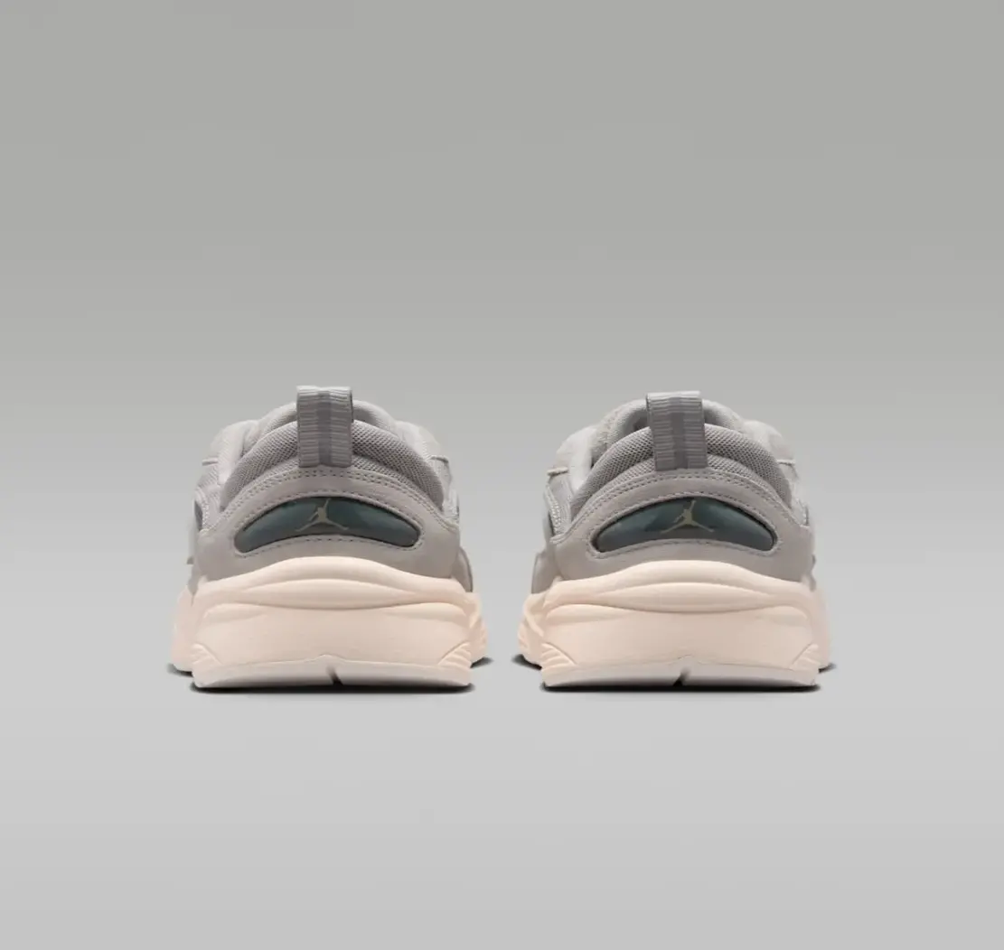 Alternative view of Giày Nike Air Jordan Trunner O/S ‘Light Iron Ore’ IB3722-011