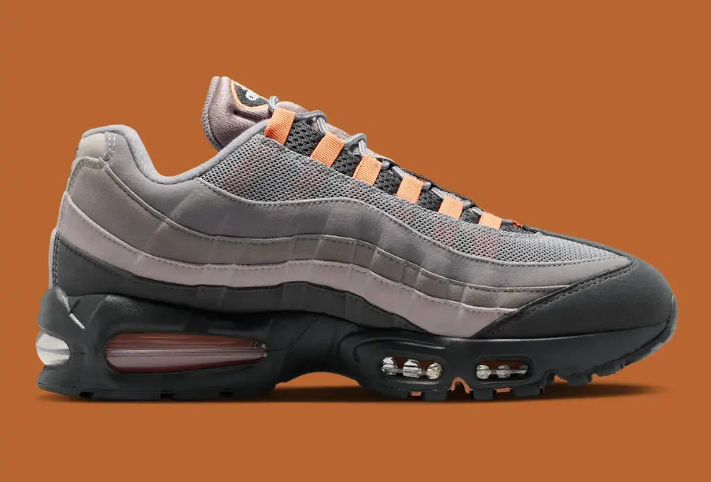 Alternative view of Giày Nike Air Max 95 OG 'Big Bubble Hot Curry' HM4740-014