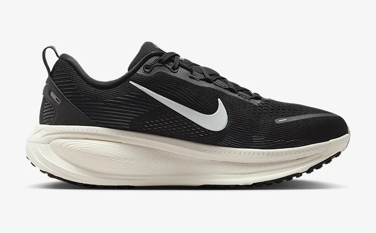 Alternative view of Giày Nike Vomero 18 'Black' IF0514-002