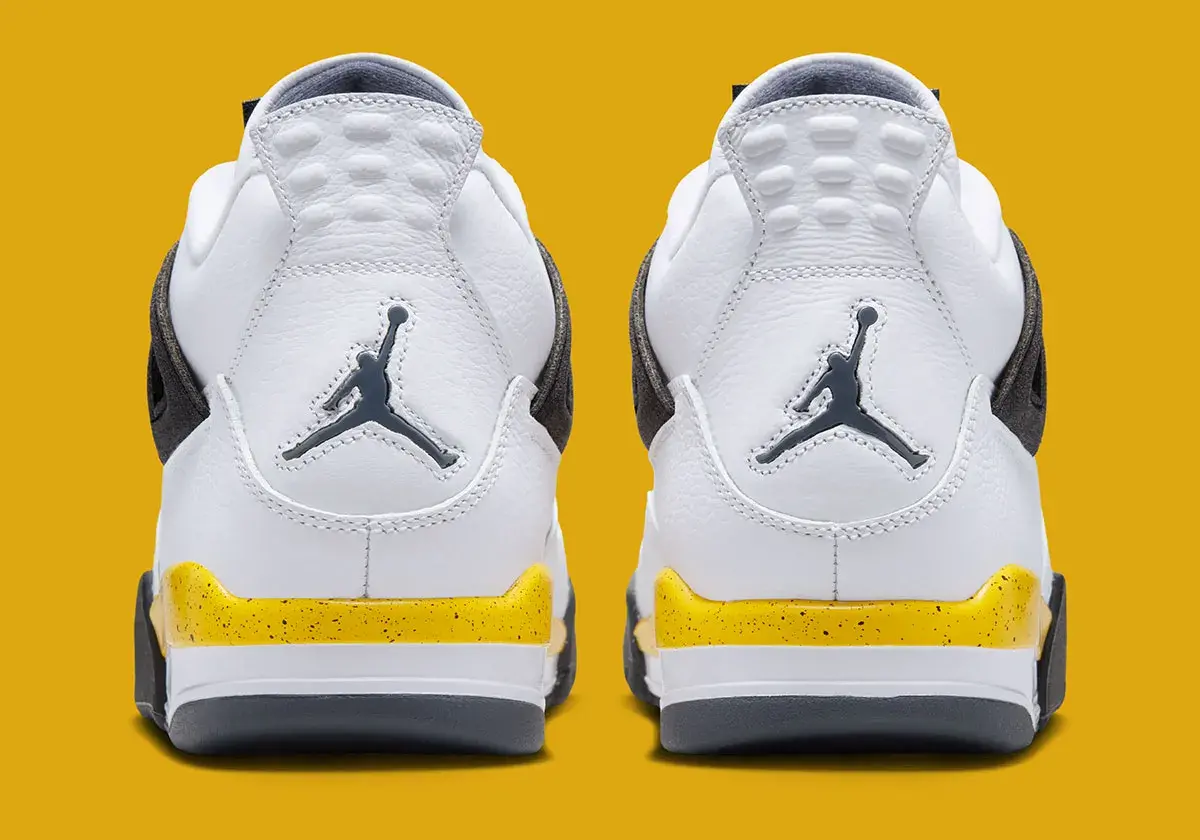 Alternative view of Giày Nike Air Jordan 4 Retro 'Yellow' IO2463-102