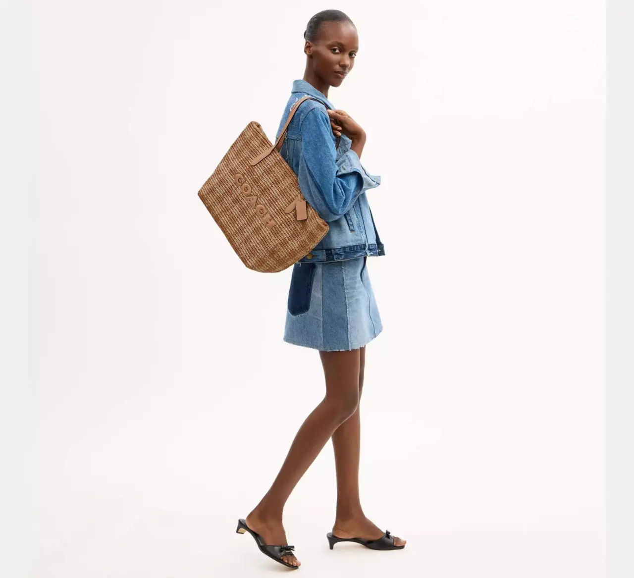 Alternative view of Túi Coach City Tote Bag Gingham Print 'Tan' CES22-IMTN2