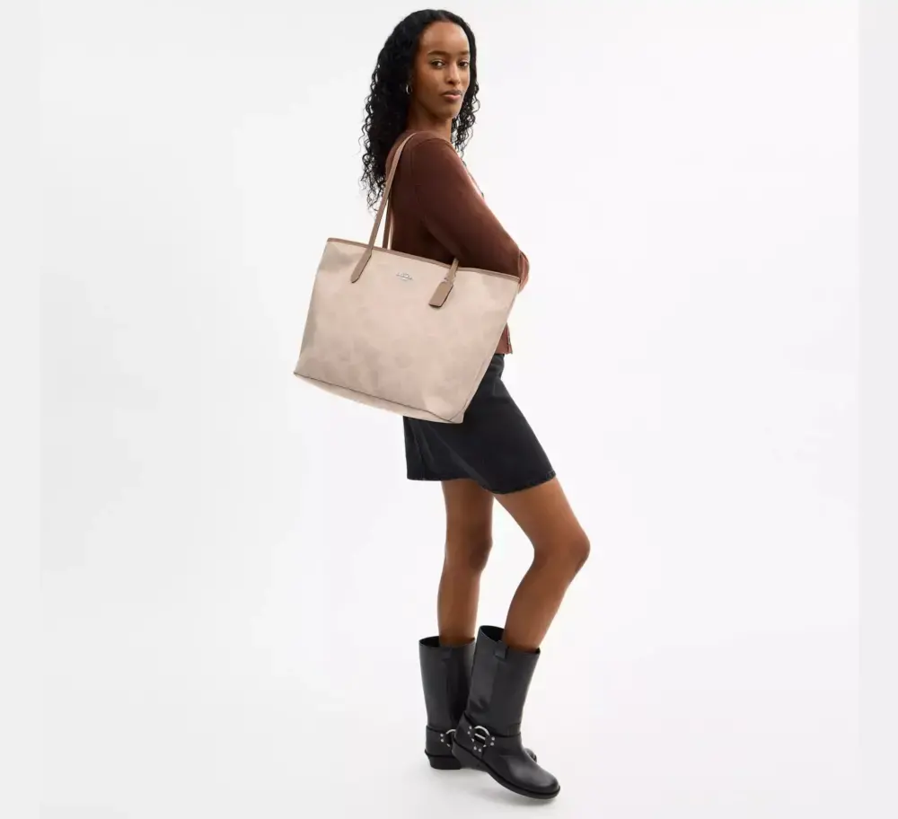 Alternative view of Túi Coach Large City Tote Bag ‘Taupe’ CCD66-SVPWH