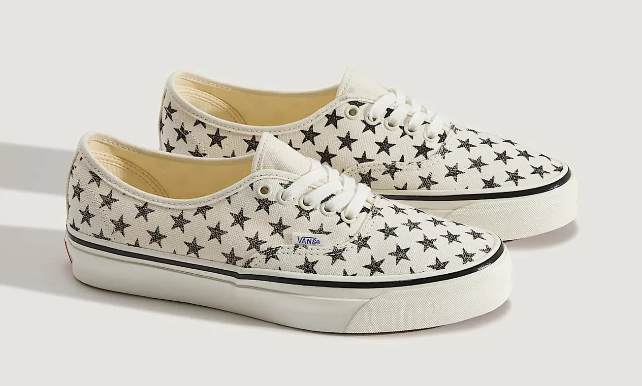 Alternative view of Giày Vans Premium Authentic 'White Black Star' VN000EAAKIG