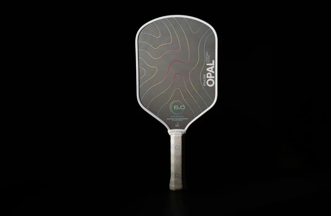Đánh giá chi tiết vợt pickleball Six Zero Boulder Opal mới nhất