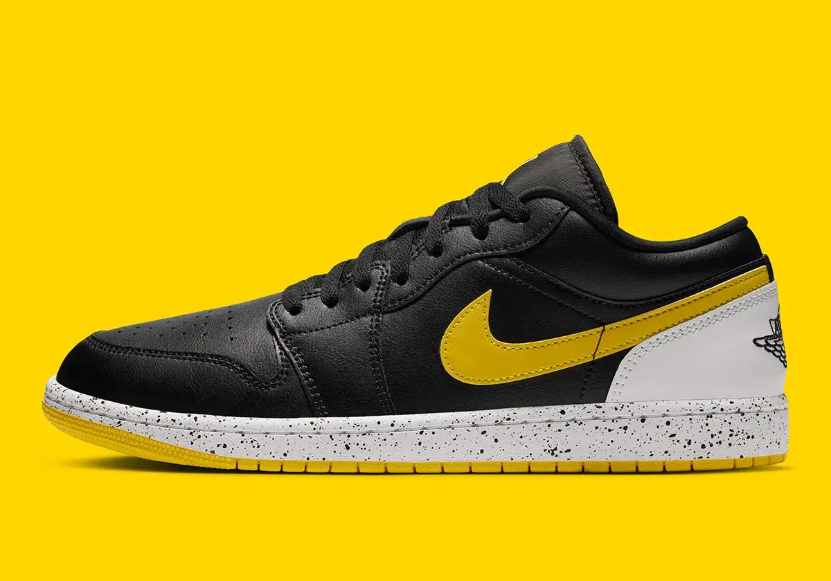 Alternative view of Giày Nike Air Jordan 1 Low 'Tour Yellow' IX3529-010